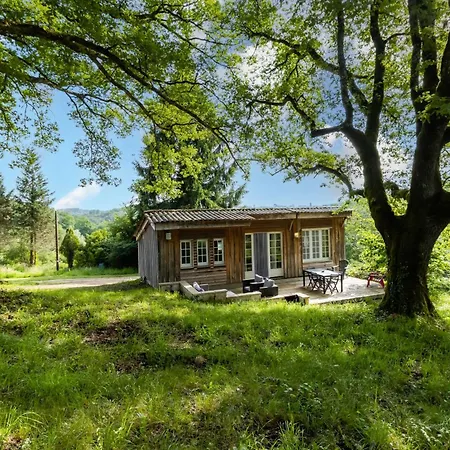 En Bois Alpstuga Saint-Cernin-de-lʼHerm